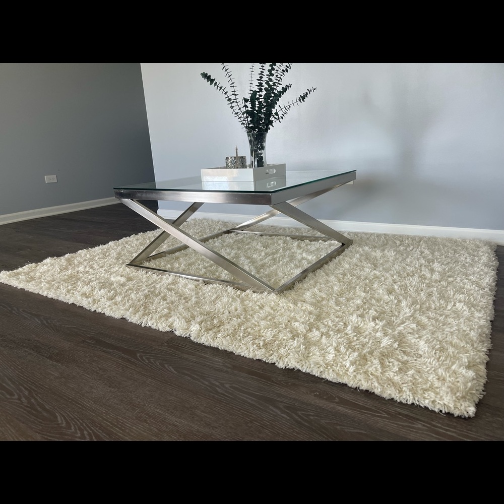 Area Rug - Picture 2 of 3